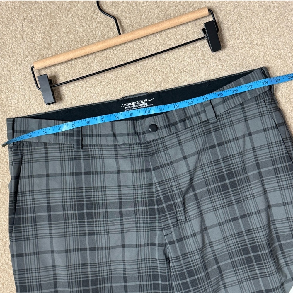 Mens Nike Pants Golf Tour Performance Pants Grey Black Plaid Print Dry- Fit 36 - Picture 7 of 12